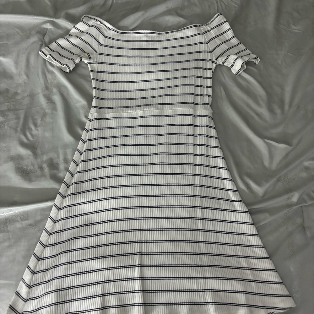 Aeropostale white and black off the shoulder dress. Size M.